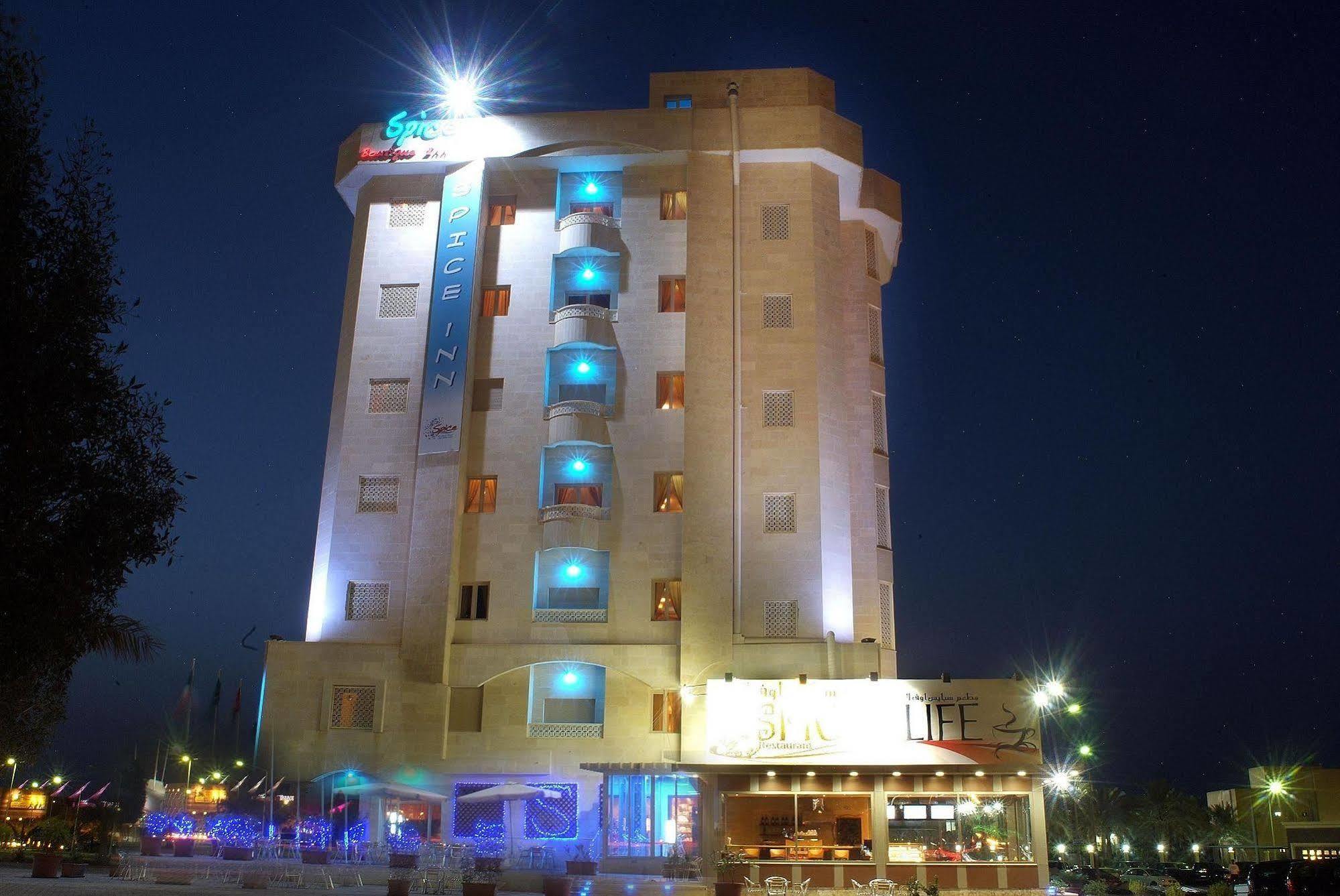 Spice Hotel Кувейт Экстерьер фото